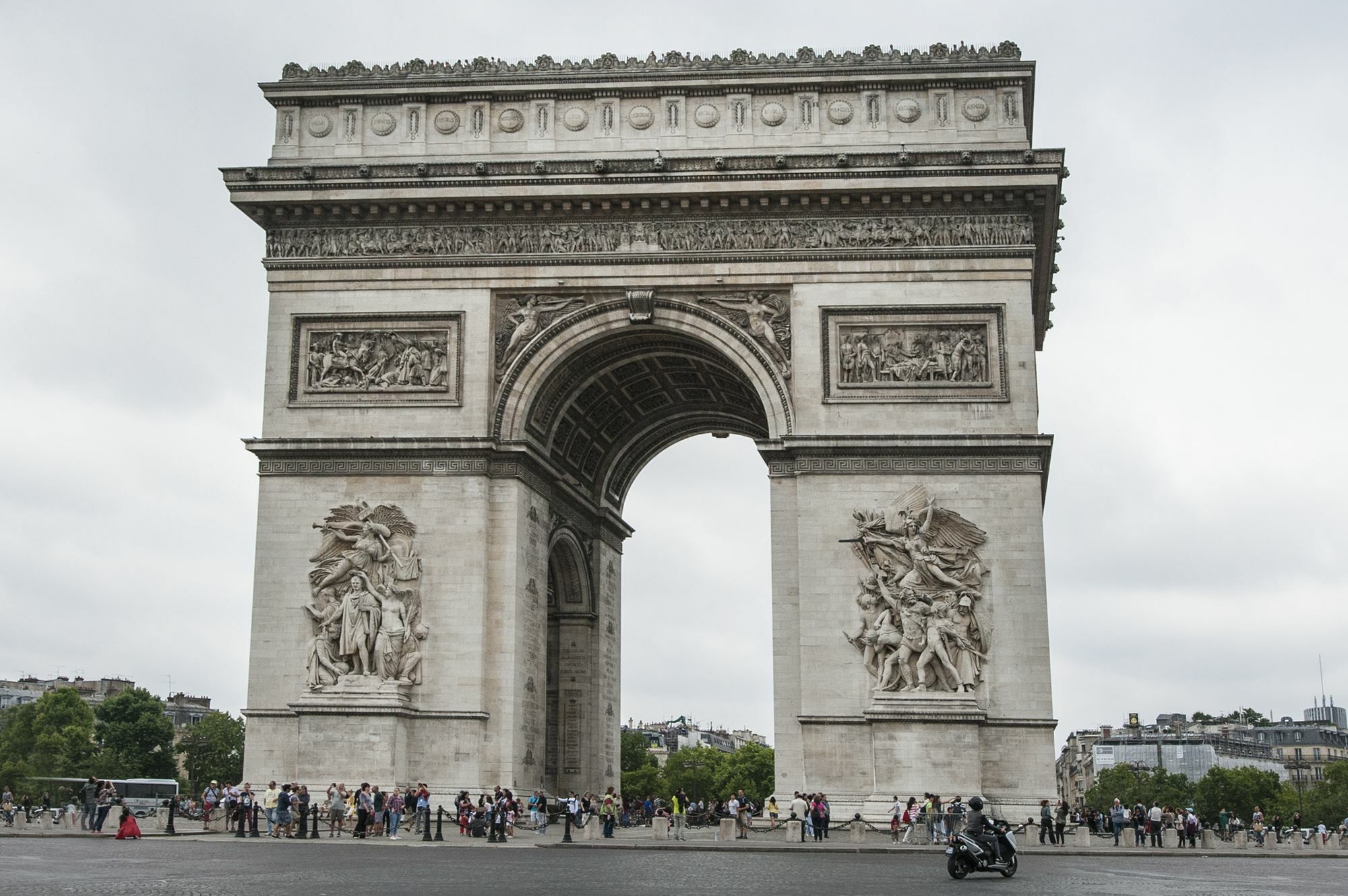 Champs Elysees - Lincoln Appartements Paris Exterior photo